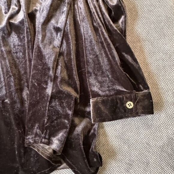 Umgee Baby Doll Velvet Swing Hem Long Sleeve Button-Down Shirt Black Size Medium - Picture 7 of 11